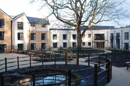 Hall Grange Care Home Croydon  - 5