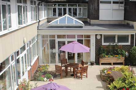 Hampden House Care Home Harrogate  - 5