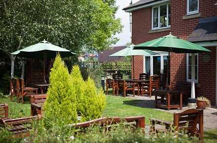 Silver Trees Care Home Care Home Bristol  - 5