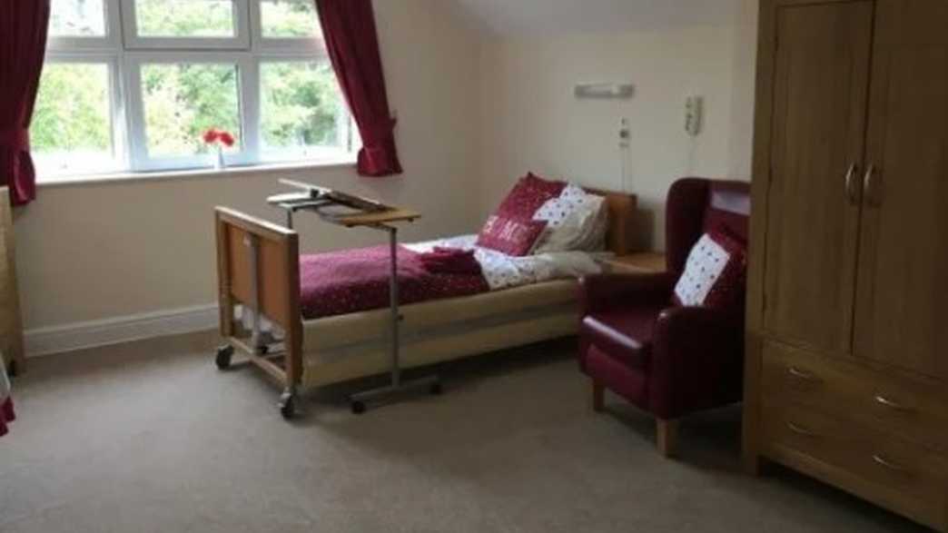 Harley House Care Home Ltd Care Home Leicester accommodation-carousel - 1