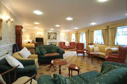 Harroway Manor Retirement Living Leatherhead  - 1