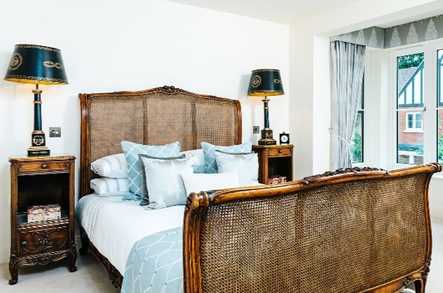 1 Bed Apartment image 3