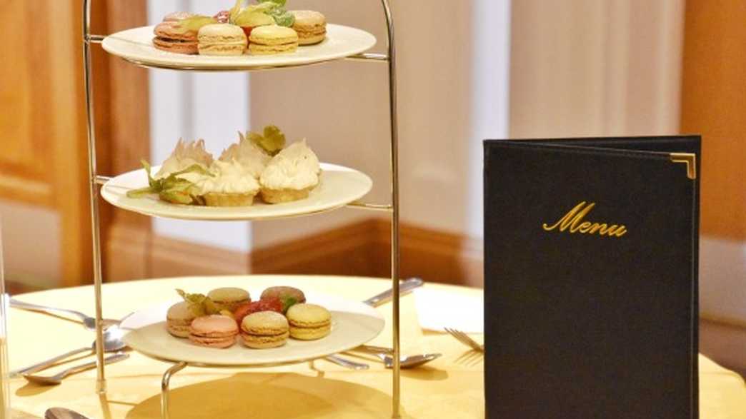 Headingley Hall Care Home Care Home Leeds meals-carousel - 2