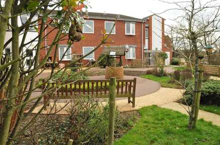 Heffle Court Care Home Heathfield  - 5