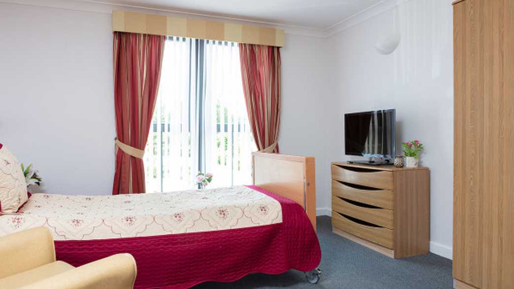 Hengist Field Care Home Care Home Sittingbourne accommodation-carousel - 1
