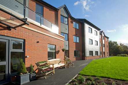 Henley House Care Home Ipswich  - 1