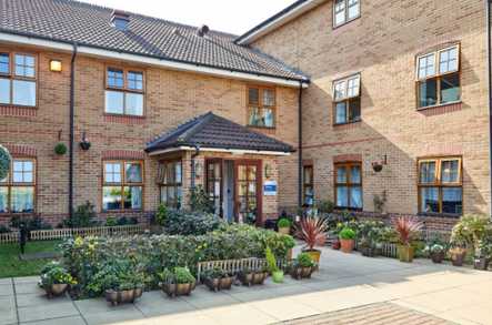 Heritage Care Centre Care Home London  - 1