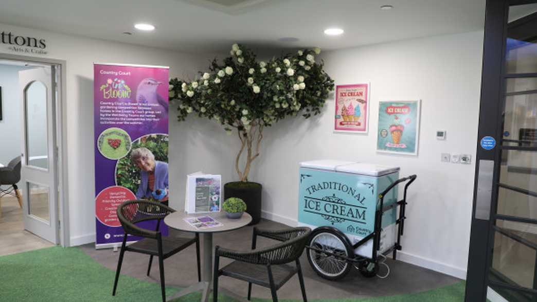 Hermitage House Care Home Care Home Kettering activities-carousel - 1