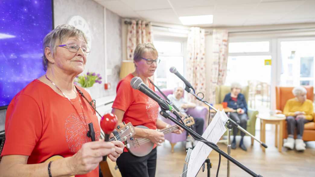 Highcliffe Nursing Home Care Home Christchurch activities-carousel - 1