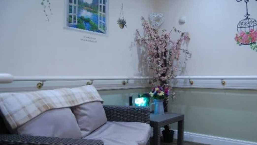 Highgrove Care Home Barnsley buildings-carousel - 4