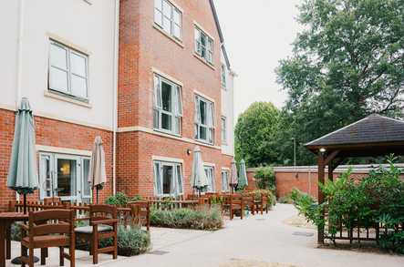 Highmarket House Care Home Banbury  - 5