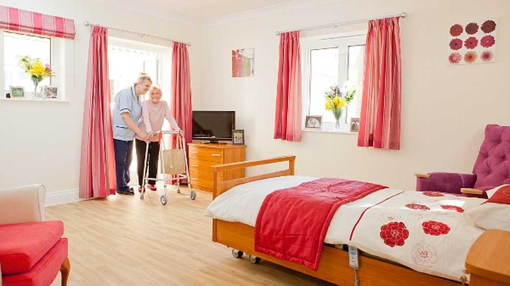 Hill House Nursing Home Care Home Farnham accommodation-carousel - 1