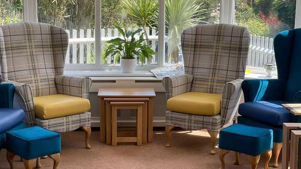 Hillyfield Rest Home Limited Care Home Lymington buildings-carousel - 6