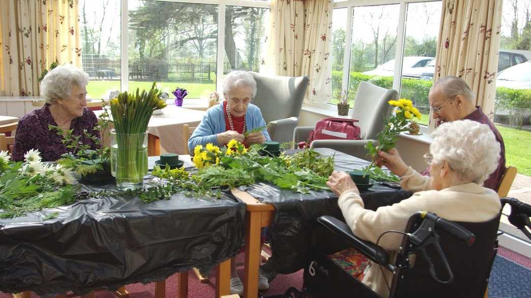 Hoar Cross Nursing Home Care Home Burton On Trent activities-carousel - 1