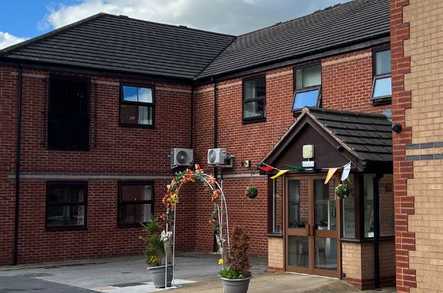 Holmwood Nursing Home Care Home Sheffield  - 1