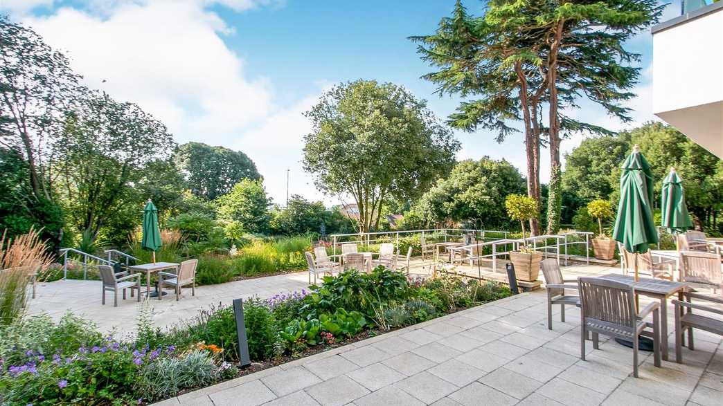 Horizons Retirement Living Poole wellbeing-carousel - 1