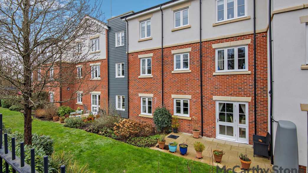 Horsley Place Retirement Living Cranbrook wellbeing-carousel - 2