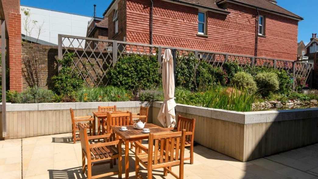 Hortsley Retirement Living Seaford wellbeing-carousel - 3