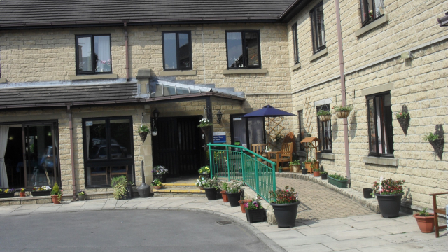 Howgate House | Care Home | Bradford, BD10 9RD