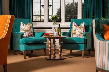 Huntercombe Hall Care Home Henley On Thames  - 4