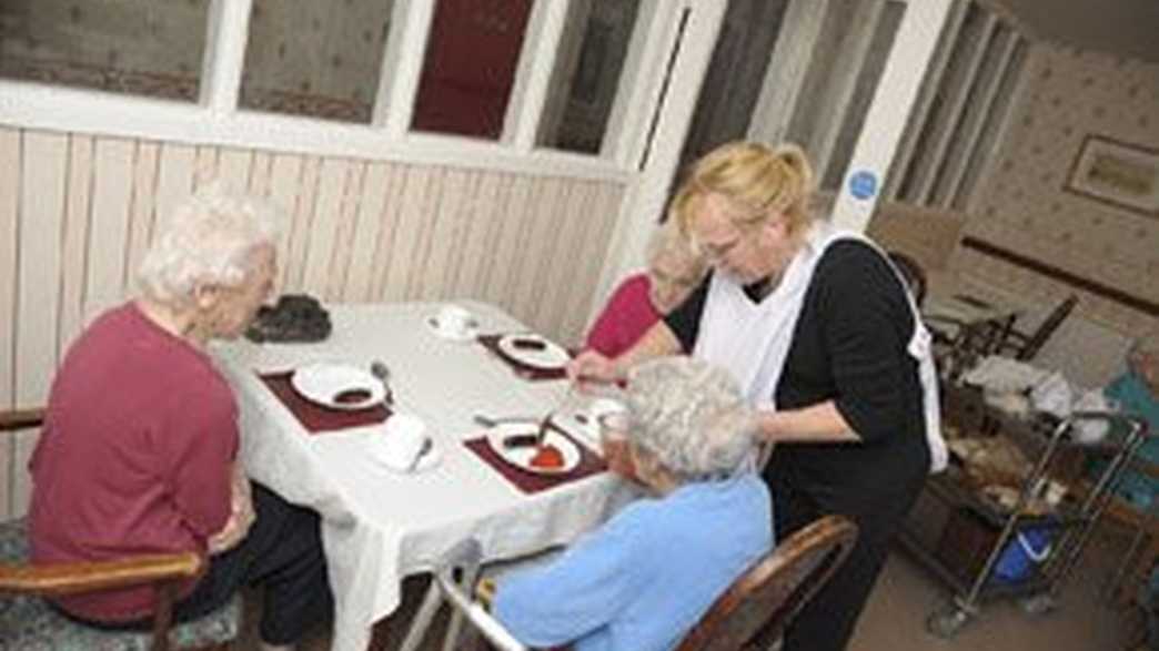 Huntingdon Court Care Home Loughborough meals-carousel - 1