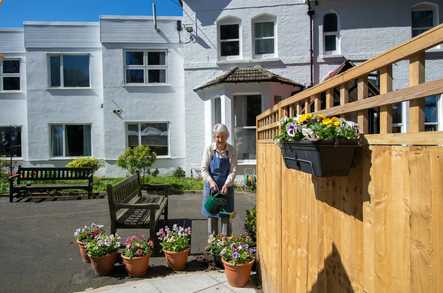 Southdowns Nursing Home Care Home St Leonards-on-Sea  - 4