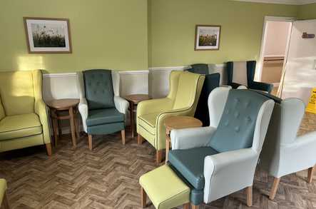 Field View Care Home Care Home Barnsley  - 4