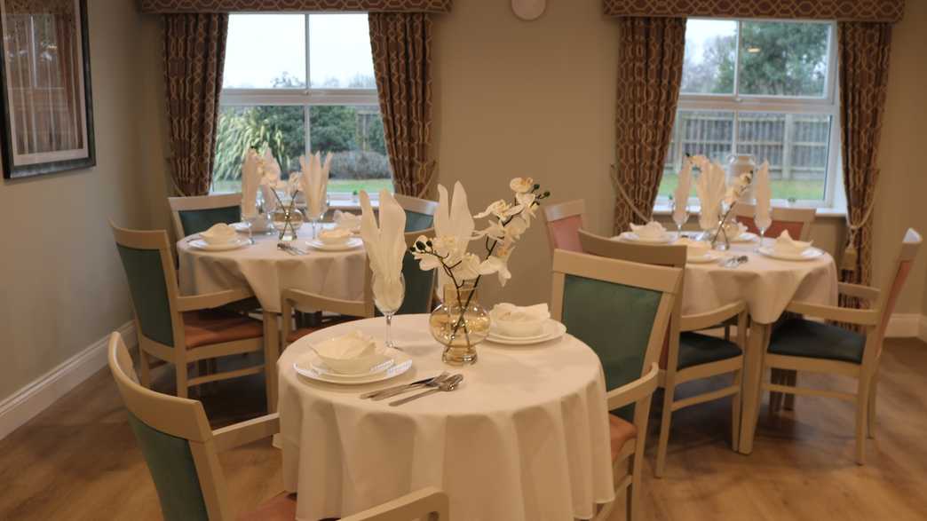 Beaumont Manor Care Home Frinton On Sea buildings-carousel - 8