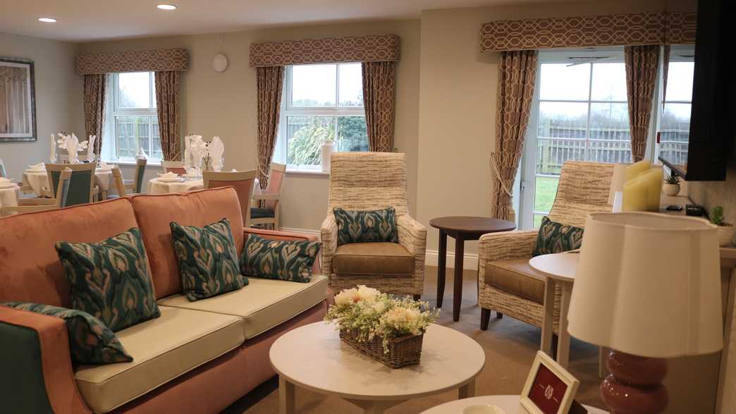 Beaumont Manor Care Home Frinton On Sea buildings-carousel - 10