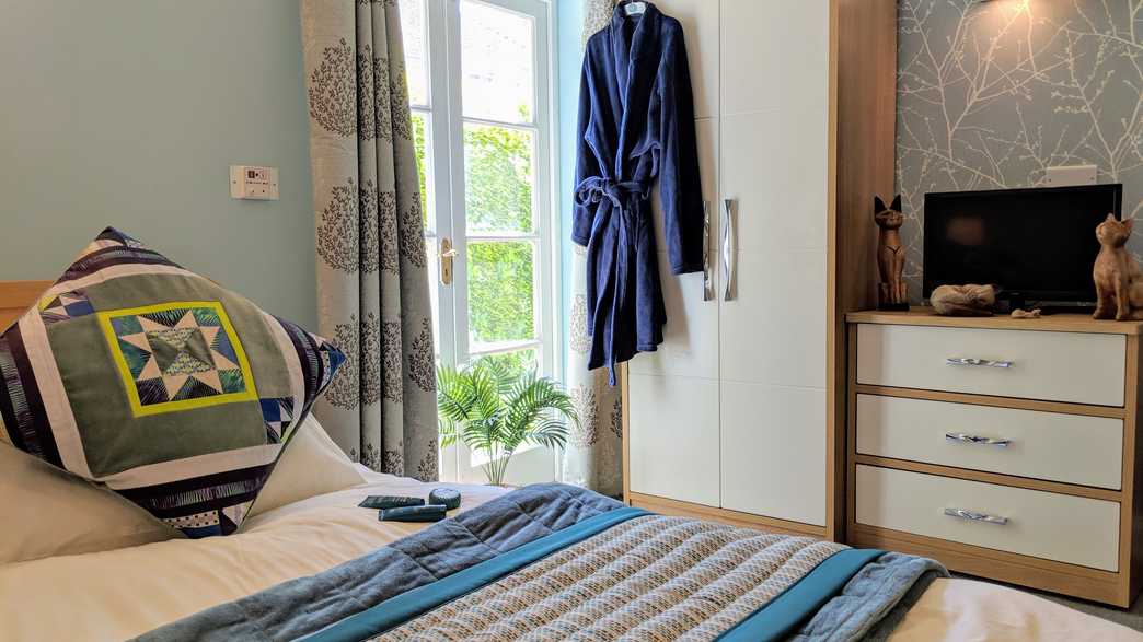 Greenbanks Care Home Care Home Liphook accommodation-carousel - 1