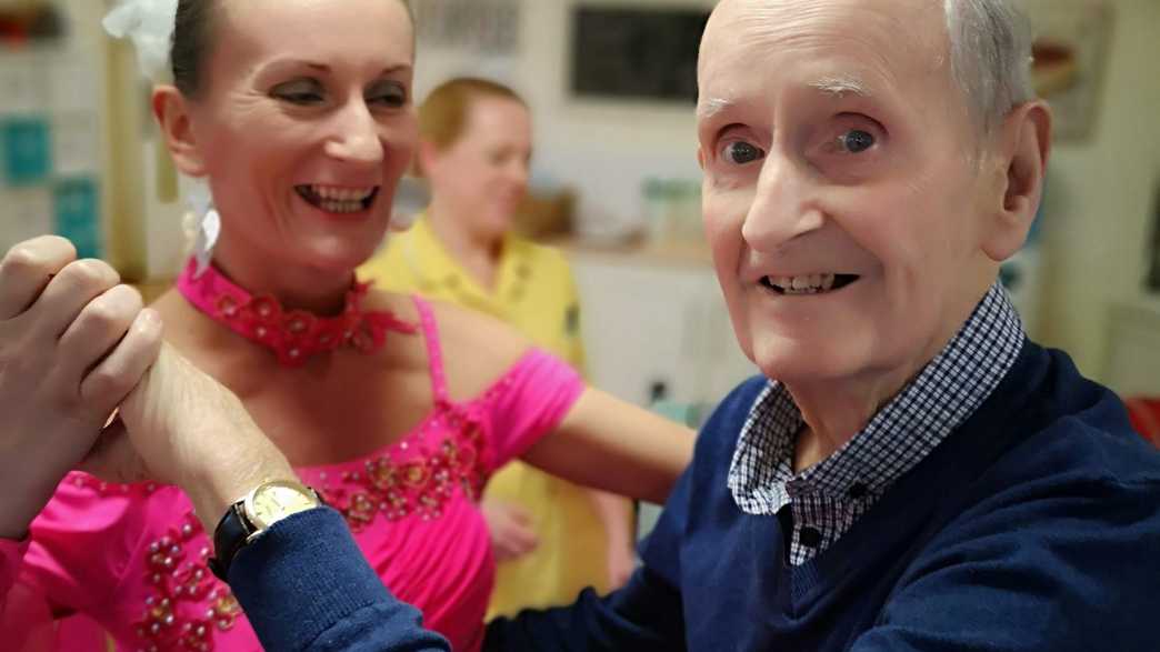 Springfield Care Home Care Home Emsworth activities-carousel - 3