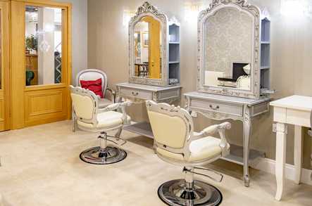TLC Carlton Court Care Home Care Home Barnet  - 5