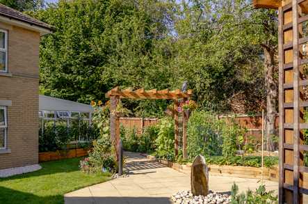 TLC Cherry Hinton Care Home Care Home Cambridge  - 2