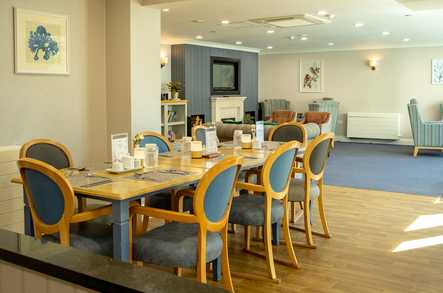 TLC Cambridge Manor Care Home Care Home Cambridge  - 5