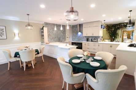 Worthington Lake Care Home Care Home Wigan  - 4