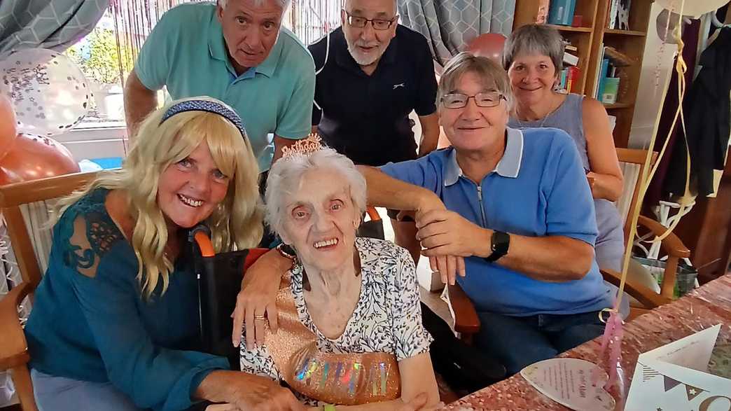 Gedling Village Care Home Care Home Nottingham activities-carousel - 40