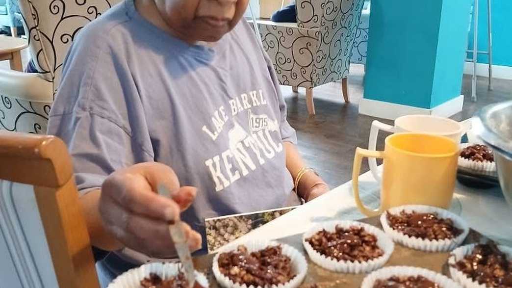 Gedling Village Care Home Care Home Nottingham activities-carousel - 31