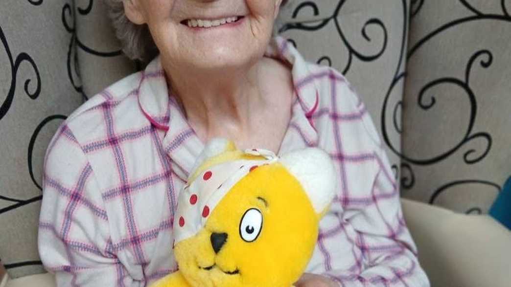 Gedling Village Care Home Care Home Nottingham activities-carousel - 25