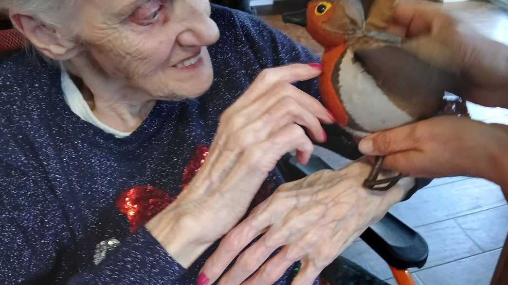 Gedling Village Care Home Care Home Nottingham activities-carousel - 15