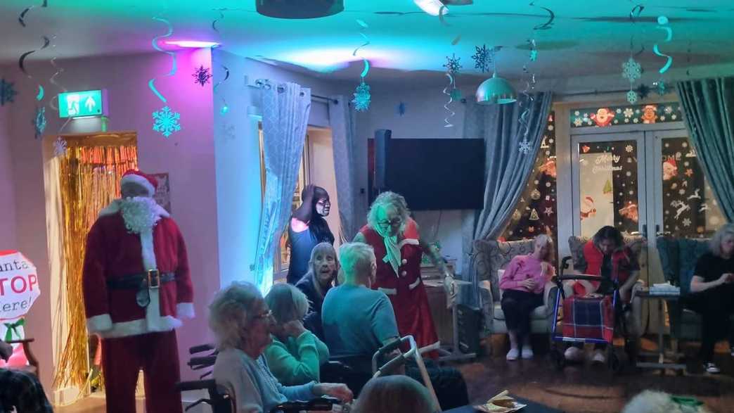 Gedling Village Care Home Care Home Nottingham activities-carousel - 8