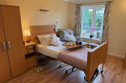 Hampton Care Home Care Home Hampton  - 2