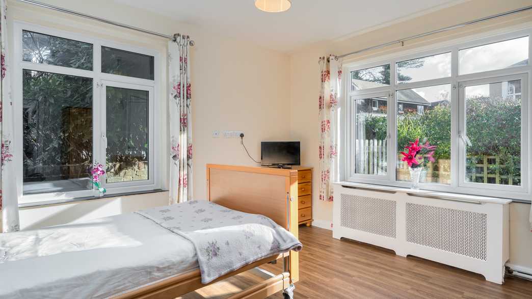Ifield Park Care Home Care Home Crawley accommodation-carousel - 4