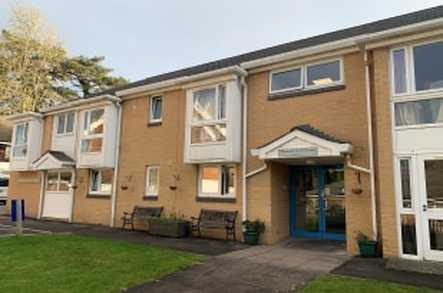 Ifield Park Care Home Crawley  - 1