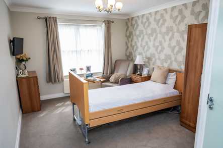 The Orchard Nursing Home Care Home St. Albans  - 4