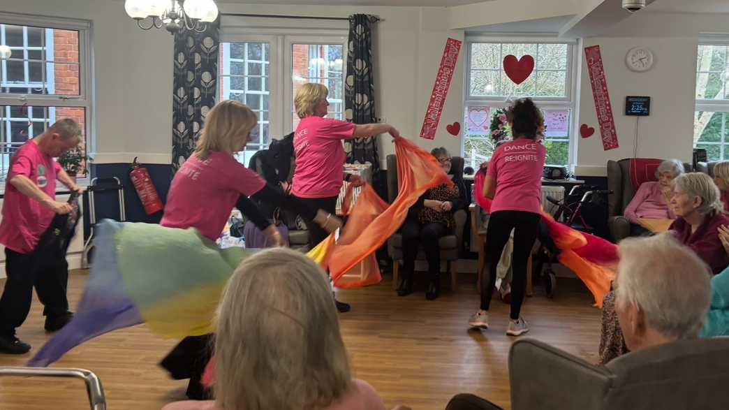 Broome End Care Home Mountfichet activities-carousel - 1
