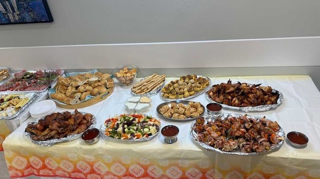 Dell Field Court Care Home London meals-carousel - 5