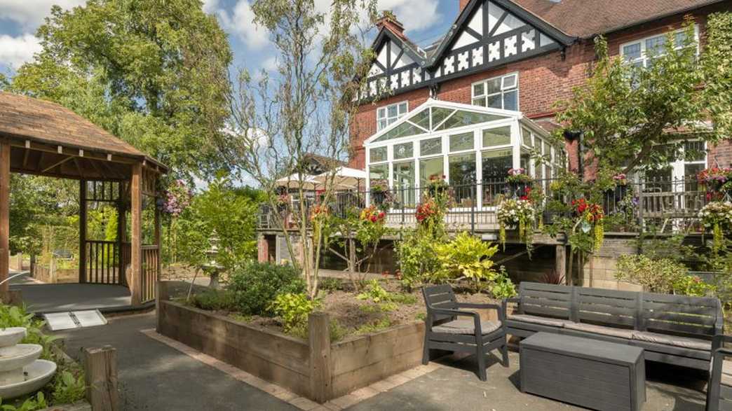 Inglewood Residential Care Home Care Home Stockport buildings-carousel - 5