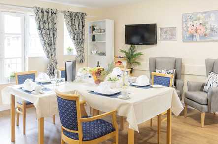 Viera Gray House Care Home London  - 5