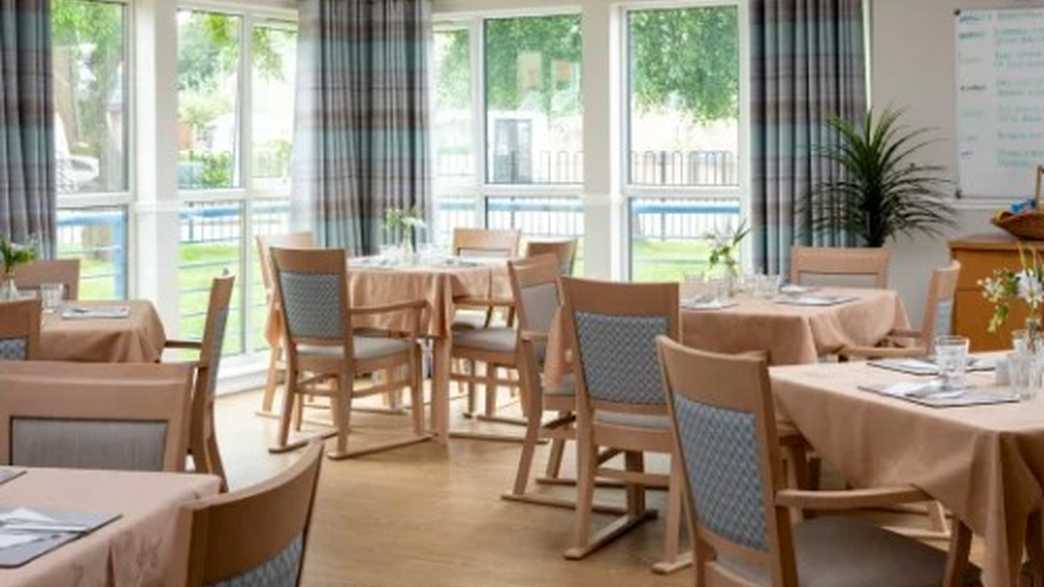 OSJCT Isis House Care & Retirement Centre Care Home Donnington meals-carousel - 1