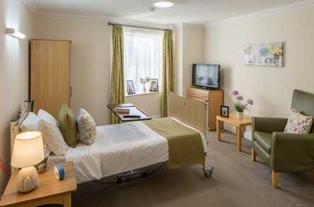 Ivy Grove Care Home London  - 2